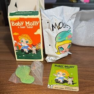 Pop Mart Baby Molly & Baby Tabby Series - Together to the Kindergarten